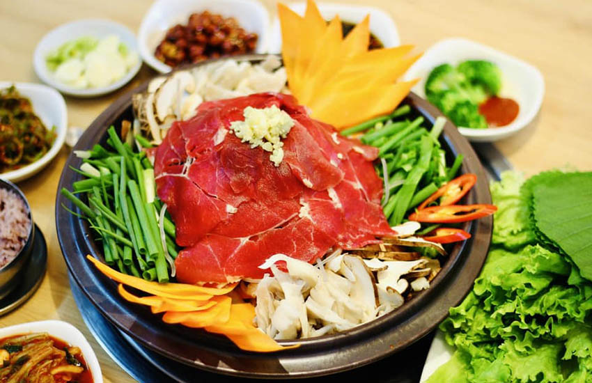 Seoul BBQ – Vị ngọt thịt nướng đúng chuẩn Hàn, đậm đà từng lát thịt.