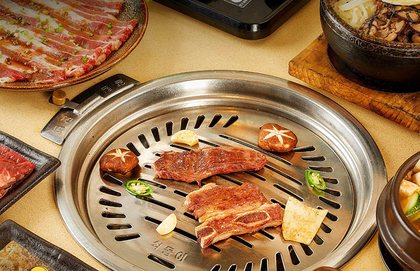 Kichi Kichi – Lẩu băng chuyền, ăn hoài không chán!