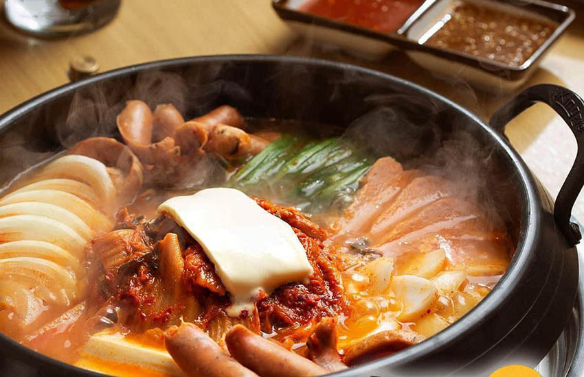 K-Pub – BBQ sân vườn, nướng thoải mái, không lo ám khói! 