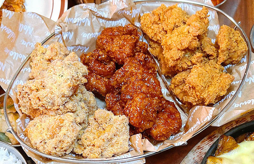 Nollowa Chicken – Gà rán giòn rụm, hương vị bùng nổ!