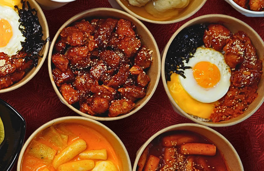 Tiệm ăn Hàn Quốc Bác Oh hương vị Hàn Quốc đậm đà từng góc bếp!