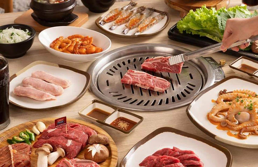 Gogi House Royal City – Nướng thả ga, lẩu ngập bàn! 