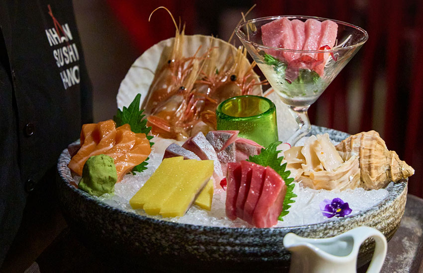 Món ăn tại Nhân Sushi được trình bày đẹp mắt, nguyên liệu tươi ngon